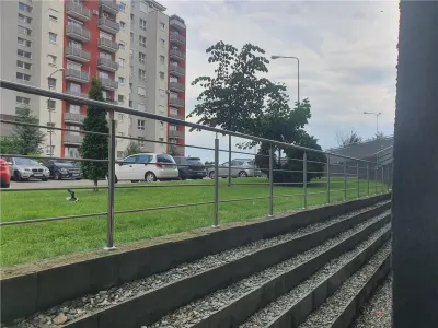 Garsoniera lux cu boxă inclusă, zona  Avantgarden - foto 4