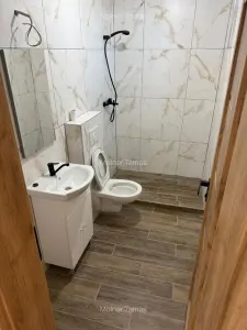 Va propunem pentru  inchiriere o  casa pentru home office! - foto 2