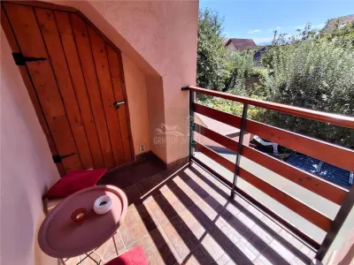 Garsoniera la casa decomandata balcon zona Lazaret - foto 5