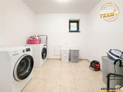 Casa noua, spatioasa, panorama superba, Benedek Mezo, Sfantu Gheorghe:Film& 3D! - foto 28