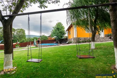 FILM! Doua case cu:piscina,foisor,arbori decorativi,1.700mp teren,Lutoasa,Covasna - foto 27