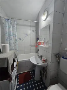 Decomandat, etaj 3/10, in bloc reabilitat Doamna Ghica Ion Berindei - foto 3