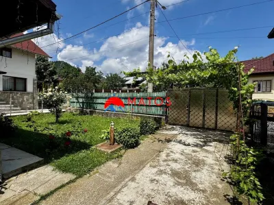 Casa de vanzare in Cornu, Prahova | 2 locuinte | Teren 1.387 mp | Comision 0% - foto 2