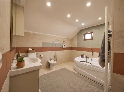 Casa  Ipotesti | 195 mp | Foisor sticla | Garaj C-5911 - foto 8