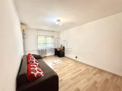 Închiriere apartament 2 camere, zona Bariera București - foto 3