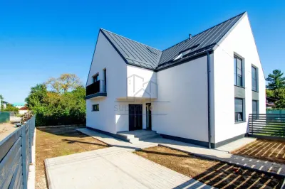 Vanzare casa tip duplex Campina , zona Muscel - foto 16
