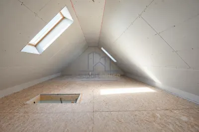 Vanzare casa tip duplex Campina , zona Muscel - foto 5