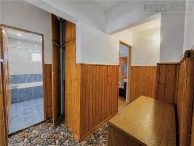 Apartament decomandat cu 3 camere si 2 bai in Bartolomeu - foto 5