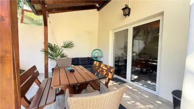 Vand apartament cu 4 camere pe 2 niveluri in casa in Reghin - foto 13