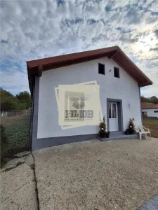 Casa cu 3 camere si anexe cu teren 1850 mp Vestem - Vestem