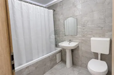 Apartament 3 camere zona Calea Surii Mici - foto 8