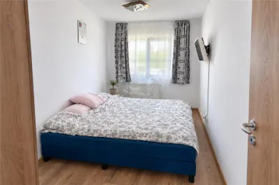 Apartament 3 camere zona Calea Surii Mici - foto 5