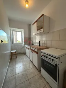 Inchiriere Apartament cu 1 camera Podu Ros - foto 4