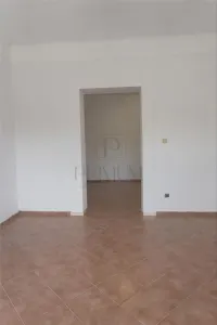 Spatiu comercial - zona excelenta - centrala proprie - aer conditionat - 60 mp - foto 3