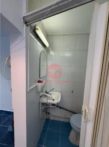 Garsoniera de Vanzare, Zona Poarta 6, Recent Renovata - foto 4