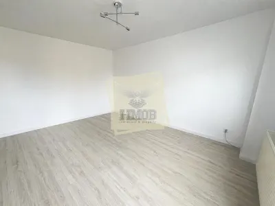 Apartament renovat cu 3 camere 2 bai si balcon pe Bd. Mihai Viteazu - foto 5