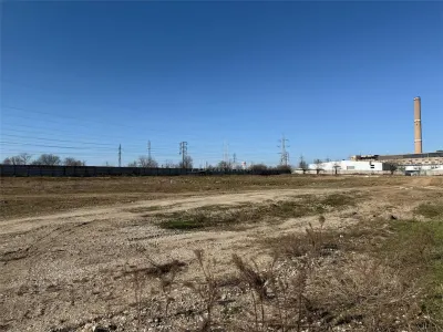 Teren Industrial Calea Borsului- 10.000 mp - 33.300 mp sau 66.318 mp - foto 5