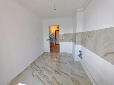 Inchiriem Apartament 2 Camere, Partial Mobilat, Semidecomandat, Garii - foto 14