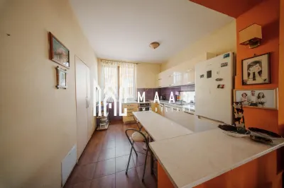 Case de vânzare Sibiu | Trei Stejari | 320 mp, acces din 2 străzi - foto 21