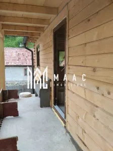 Casă nouă din lemn | Curte generoasă | Rășinari - Rasinari