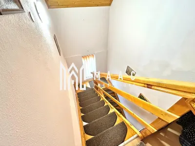 Case duplex | 5 camere | 2 corpuri | Garaj | 185 mp utili | Turnisor - foto 17
