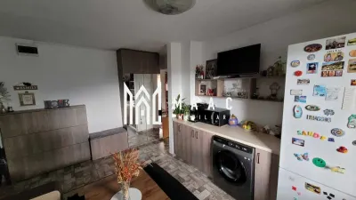 Apartament 3 camere | Decomandat | Balcon | Vasile Aaron - foto 2
