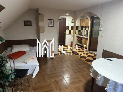 Casa cu 4 apartamente | 9 camere | Curte si Gradina - foto 2
