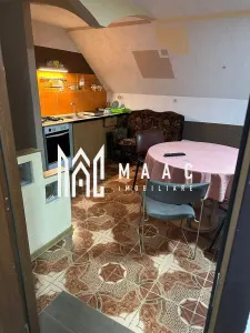 Casa cu 4 apartamente | 9 camere | Curte si Gradina - foto 16