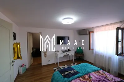 Casă / Vilă cu 6 camere + Casa/Vila cu 2 camere | zona Terezian - Sibiu