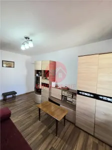 Apartament 3 Camere, Decomandat, Zona Km 4-5 - foto 2