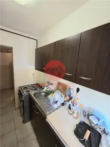 Apartament 3 Camere, Decomandat, Zona Km 4-5 - foto 10