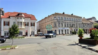 Vand spatiu comercial in Reghin ultracentral cu suprafata utila 1863 mp - foto 2