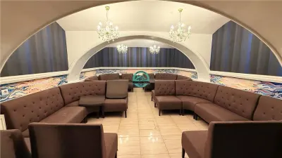 Vand spatiu comercial in Reghin ultracentral cu suprafata utila 1863 mp - foto 11