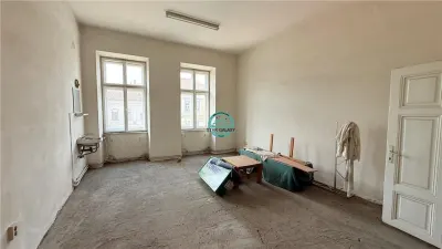 Vand spatiu comercial in Reghin ultracentral cu suprafata utila 1863 mp - foto 20
