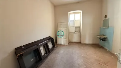 Vand spatiu comercial in Reghin ultracentral cu suprafata utila 1863 mp - foto 31