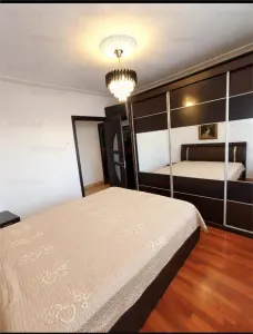 Vânzare apartament 2 camere | Titan - Postavarului | bloc 1980 | etaj 5 | decomandat | 54mp utili | renovat | - foto 4