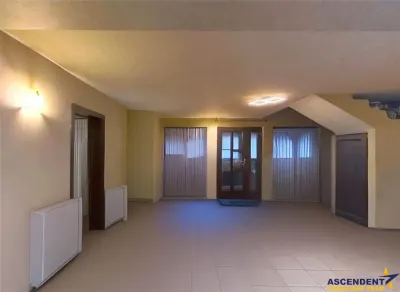 Vila individuala,5 camere,5  bai,170mp utili,areal A,teren 660 mp,Sangeorgiu de Mures - foto 8