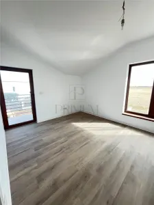 GIROC - DUPLEX DESPARTIT PRIN CARPORT - 4 CAMERE - TEREN MARE - foto 10