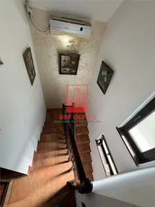Două case de vânzare în POPRICANI Teren 2.369 mp PRET 165000euro - foto 7