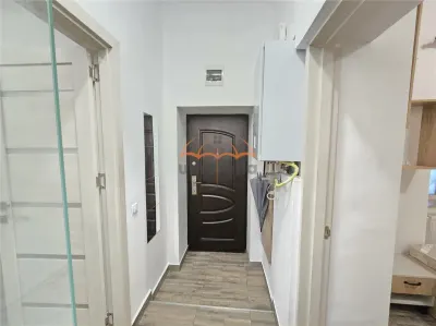 DE INCHIRIAT ap 2 dormitoare+2 bai , decomandat,ultracentral, 530 euro - foto 10