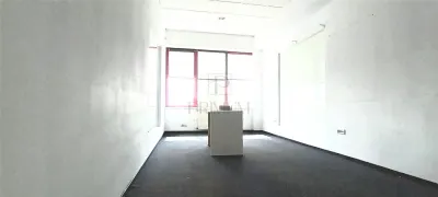 Spatiu comercial cu vitrina - Aradului - foto 6