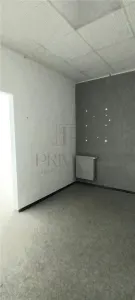 Spatiu  birouri  etaj 1- Aradului - foto 12